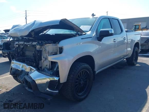 2020 Chevrolet Silverado 1500 LT with VIN 1GCRYDED3LZ233681, listed as a IAAI auction lot 43157962 with 124,586 mi miles and . Bid and sale history available at DreamBid. Image 18.