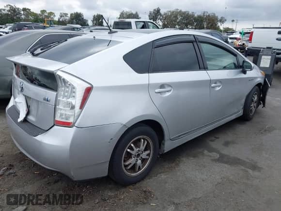2011 Toyota Prius I with VIN JTDKN3DU9B0294591, listed as a IAAI auction lot 43316236 with 272,855 mi miles and . Bid and sale history available at DreamBid. Image 4.