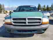 1997 Dodge Dakota z VIN 1B7FL26X1VS304628, wystawiony jako Copart lot #49451935 z przebiegiem 185 429 mil mil oraz Szkoda całkowita • Salvage title. Historia ofert i sprzedaży dostępna na DreamBid. Obrazek 5.