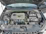 2018 Hyundai Elantra SE z VIN KMHD74LFXJU519390, wystawiony jako Copart lot #81129455 z przebiegiem 132 383 mil mil oraz Szkoda całkowita • Salvage title. Historia ofert i sprzedaży dostępna na DreamBid. Obrazek 11.