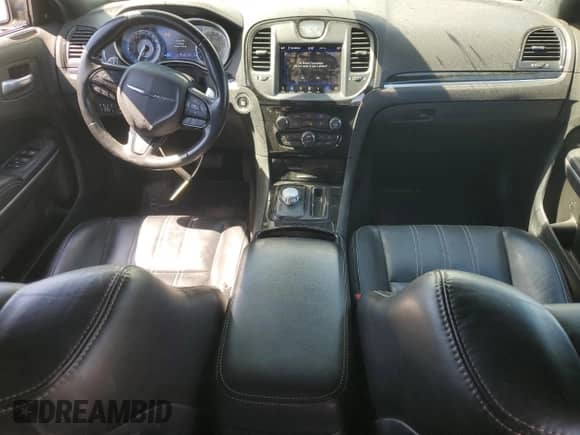 2022 Chrysler 300 S with VIN 2C3CCABGXNH123137, listed as a Copart auction lot 67809565 with 83,282 mi miles and Salvage title. Bid and sale history available at DreamBid. Image 8.