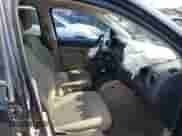 2010 Jeep Compass Latitude с VIN 1J4NF1FB2AD642999, выставлен на аукционе IAAI как лот 42798577 с пробегом 178 832 миль миль и . История ставок и продаж доступна на DreamBid. Изображение 5.