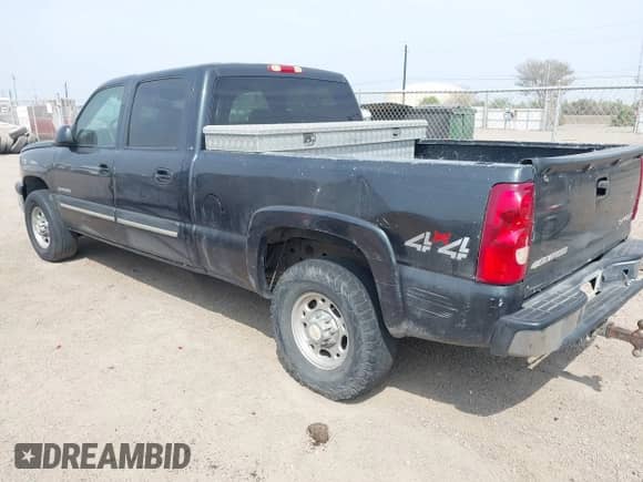 2003 Chevrolet Silverado 1500HD LS с VIN 1GCGK13U23F209383, выставлен на аукционе IAAI как лот 41748688 с пробегом 221 966 миль миль и . История ставок и продаж доступна на DreamBid. Изображение 3.