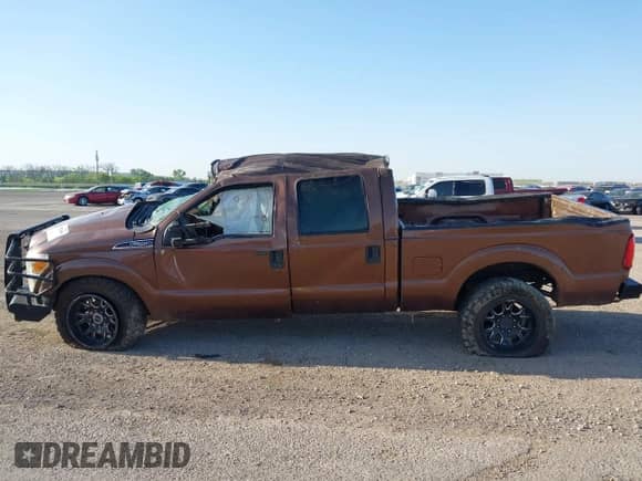 2011 Ford F-250 XL с VIN 1FT7W2B69BEC19829, выставлен на аукционе IAAI как лот 41987565 с пробегом 196 724 миль миль и . История ставок и продаж доступна на DreamBid. Изображение 15.