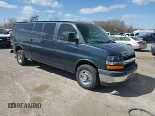 2019 Chevrolet Express Passenger LT с VIN 1GAZGPFG0K1239988, выставлен на аукционе IAAI как лот 41830689 с пробегом 112 943 миль миль и . История ставок и продаж доступна на DreamBid. Изображение 1.