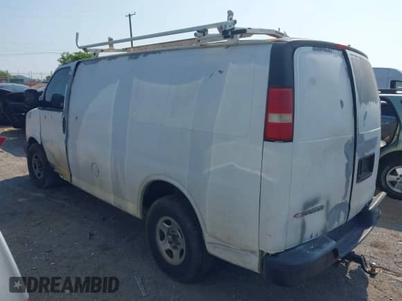 2007 Chevrolet Express Cargo z VIN 1GCFG15X971128422, wystawiony jako IAAI lot #42600669 z przebiegiem Nie podano mil oraz . Historia ofert i sprzedaży dostępna na DreamBid. Obrazek 3.