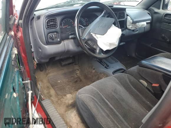 2000 Dodge Dakota Sport with VIN 1B7GG22N7YS710849, listed as a Copart auction lot 71398895 with Not provided miles and Salvage title. Bid and sale history available at DreamBid. Image 8.