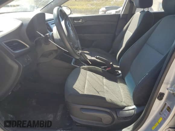 2018 Hyundai Accent SE с VIN 3KPC24A3XJE011569, выставлен на аукционе Copart как лот 85304065 с пробегом 104 210 миль миль и Списание • Salvage title. История ставок и продаж доступна на DreamBid. Изображение 7.