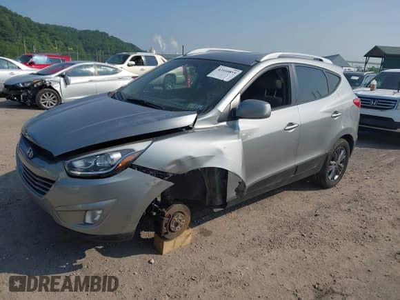 2015 Hyundai Tucson SE с VIN KM8JUCAG9FU098190, выставлен на аукционе IAAI как лот 42410855 с пробегом 206 113 миль миль и . История ставок и продаж доступна на DreamBid. Изображение 2.