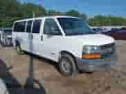 2004 Chevrolet Express Passenger z VIN 1GAHG39U641160429, wystawiony jako IAAI lot #42711190 z przebiegiem 192 259 mil mil oraz . Historia ofert i sprzedaży dostępna na DreamBid. Obrazek 1.