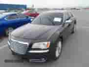 2012 Chrysler 300 Limited с VIN 2C3CCAHG8CH313734, выставлен на аукционе IAAI как лот 42827668 с пробегом 148 599 миль миль и . История ставок и продаж доступна на DreamBid. Изображение 6.