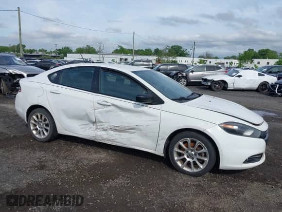 2014 Dodge Dart SXT with VIN 1C3CDFBB3ED775884, listed as a IAAI auction lot 42255030 with 202,421 mi miles and . Bid and sale history available at DreamBid. Image 6.