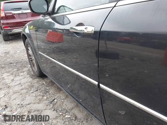 2010 Chrysler 300 Touring with VIN 2C3CA5CV7AH168007, listed as a IAAI auction lot 43266560 with 230,929 mi miles and . Bid and sale history available at DreamBid. Image 18.