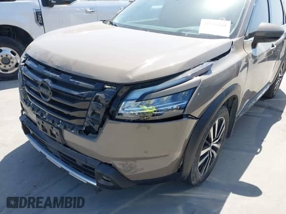 2023 Nissan Pathfinder Platinum with VIN 5N1DR3DH5PC261041, listed as a IAAI auction lot 41996221 with 34,530 mi miles and . Bid and sale history available at DreamBid. Image 6.