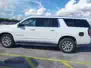 2023 Chevrolet Suburban Premier z VIN 1GNSCFKDXPR371490, wystawiony jako IAAI lot #43548090 z przebiegiem 73 521 mil mil oraz . Historia ofert i sprzedaży dostępna na DreamBid. Obrazek 14.