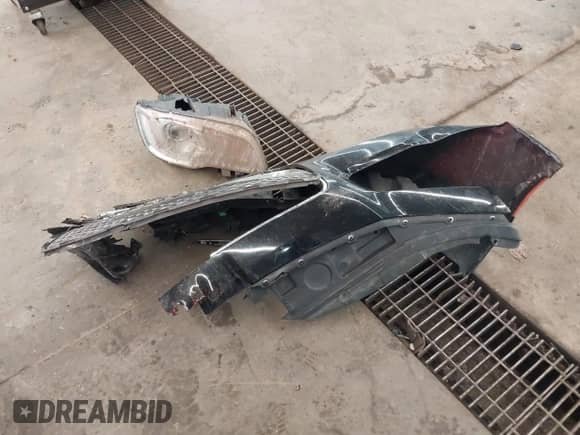 2018 Chrysler 300 Limited z VIN 2C3CCAKG5JH181716, wystawiony jako IAAI lot #42742226 z przebiegiem 188 662 mil mil oraz . Historia ofert i sprzedaży dostępna na DreamBid. Obrazek 12.