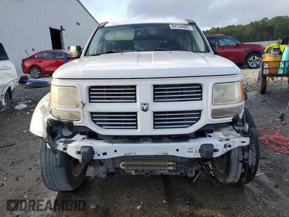2011 Dodge Nitro Heat with VIN 1D4PT4GX4BW587323, listed as a Copart auction lot 84734585 with 134,162 mi miles and Salvage title. Bid and sale history available at DreamBid. Image 5.