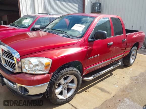 2007 Dodge 1500 ST with VIN 1D7HA18P27S131264, listed as a IAAI auction lot 43401806 with 243,525 mi miles and . Bid and sale history available at DreamBid. Image 2.