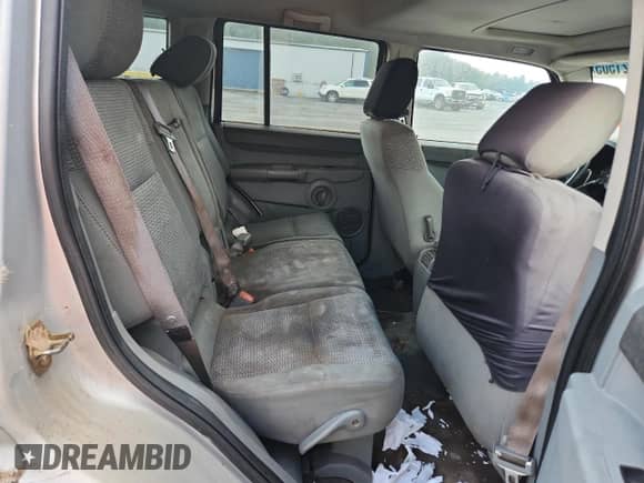 2006 Jeep Commander with VIN 1J8HH48N36C283495, listed as a Copart auction lot 70921505 with 212,349 mi miles and Clean title. Bid and sale history available at DreamBid. Image 11.