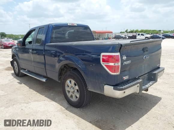 2013 Ford F-150 XL with VIN 1FTFX1CFXDFA66960, listed as a IAAI auction lot 42727687 with 241,165 mi miles and . Bid and sale history available at DreamBid. Image 3.