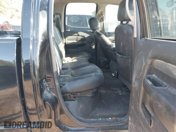 2005 Dodge 1500 SLT z VIN 1D7HA18D75S360428, wystawiony jako IAAI lot #43309180 z przebiegiem 264 020 mil mil oraz . Historia ofert i sprzedaży dostępna na DreamBid. Obrazek 8.