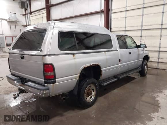 1997 Dodge 2500 with VIN 3B7KF23W0VM516222, listed as a IAAI auction lot 41575166 with 183,317 mi miles and . Bid and sale history available at DreamBid. Image 4.