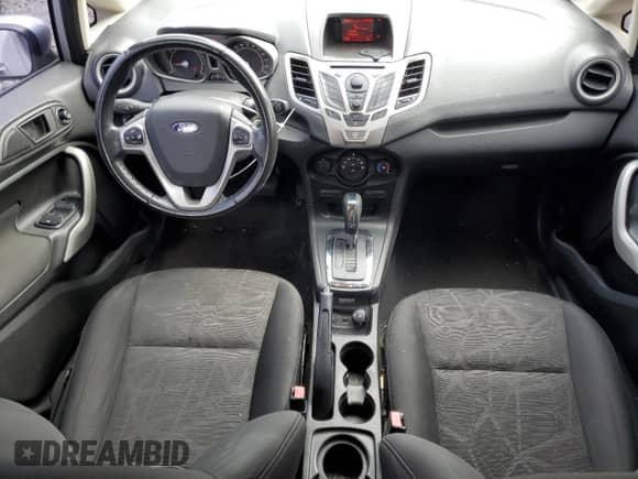 2011 Ford Fiesta SES с VIN 3FADP4FJ5BM181963, выставлен на аукционе Copart как лот 86847115 с пробегом 180 360 миль миль и Списание • Salvage title. История ставок и продаж доступна на DreamBid. Изображение 8.
