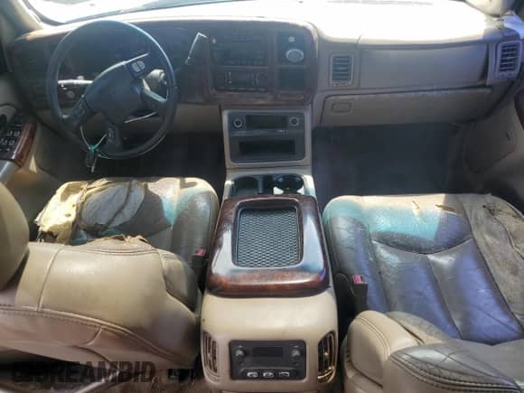 2005 GMC Sierra 1500 SLT z VIN 2GTEC13T351389897, wystawiony jako Copart lot #56167155 z przebiegiem 308 224 mil mil oraz Szkoda całkowita • Salvage title. Historia ofert i sprzedaży dostępna na DreamBid. Obrazek 8.