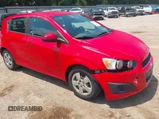 2014 Chevrolet Sonic LS с VIN 1G1JA6SG0E4143831, выставлен на аукционе IAAI как лот 42932306 с пробегом 146 571 миль миль и . История ставок и продаж доступна на DreamBid. Изображение 1.