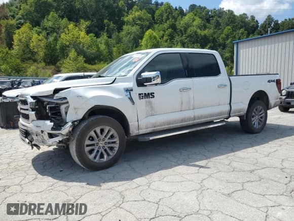 2024 Ford F-150 Lariat с VIN 1FTFW5L56RFB66594, выставлен на аукционе Copart как лот 69544925 с пробегом 21 982 миль миль и Списание • Salvage title. История ставок и продаж доступна на DreamBid. Изображение 1.