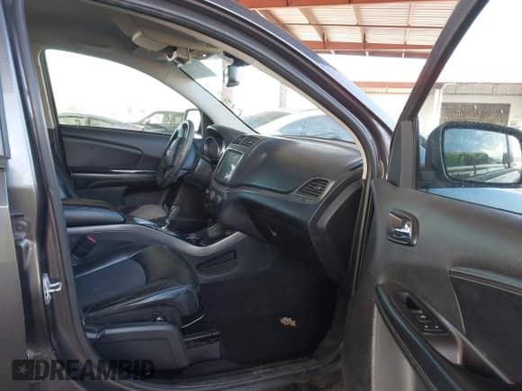 2016 Dodge Journey Crossroad с VIN 3C4PDCGB6GT139221, выставлен на аукционе IAAI как лот 41545288 с пробегом 182 453 миль миль и . История ставок и продаж доступна на DreamBid. Изображение 5.