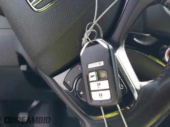 2021 Honda Pilot Black Edition z VIN 5FNYF6H74MB061770, wystawiony jako IAAI lot #42731283 z przebiegiem 61 281 mil mil oraz . Historia ofert i sprzedaży dostępna na DreamBid. Obrazek 11.