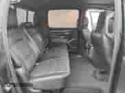 2021 Ram 1500 Laramie z VIN 1C6SRFJT4MN734148, wystawiony jako Copart lot #63846635 z przebiegiem 88 312 mil mil oraz Szkoda całkowita • Salvage title. Historia ofert i sprzedaży dostępna na DreamBid. Obrazek 10.