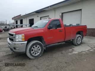 2013 Chevrolet Silverado 3500 с VIN 1GC3K0C8XDF222704, выставлен на аукционе Copart как лот 43238725 с пробегом 103 073 миль миль и Списание • Salvage title. История ставок и продаж доступна на DreamBid. Изображение 1.