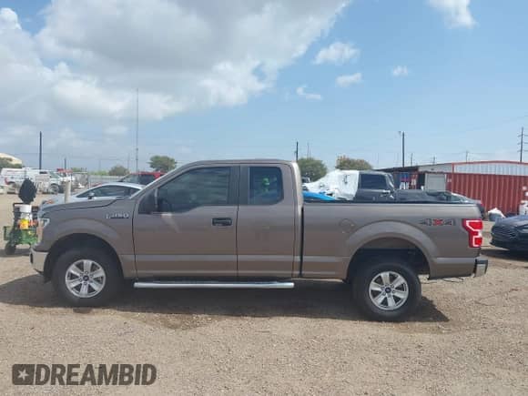 2020 Ford F-150 XL z VIN 1FTFX1E52LKE86867, wystawiony jako IAAI lot #42839570 z przebiegiem 48 171 mil mil oraz . Historia ofert i sprzedaży dostępna na DreamBid. Obrazek 14.