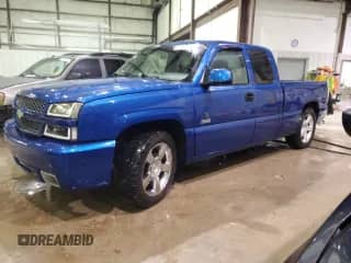 2004 Chevrolet Silverado SS с VIN 2GCEK19N641166215, выставлен на аукционе Copart как лот 45881735 с пробегом Не указан миль и На запчасти • Non repairable. История ставок и продаж доступна на DreamBid. Изображение 1.