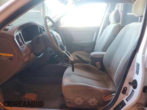 2006 Hyundai Elantra GLS с VIN KMHDN46D96U348123, выставлен на аукционе Copart как лот 86900655 с пробегом 153 927 миль миль и Чистый • Clean title. История ставок и продаж доступна на DreamBid. Изображение 7.