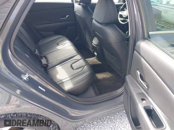 2024 Hyundai Elantra Limited с VIN KMHLP4DG9RU772537, выставлен на аукционе IAAI как лот 43520014 с пробегом 29 649 миль миль и . История ставок и продаж доступна на DreamBid. Изображение 8.