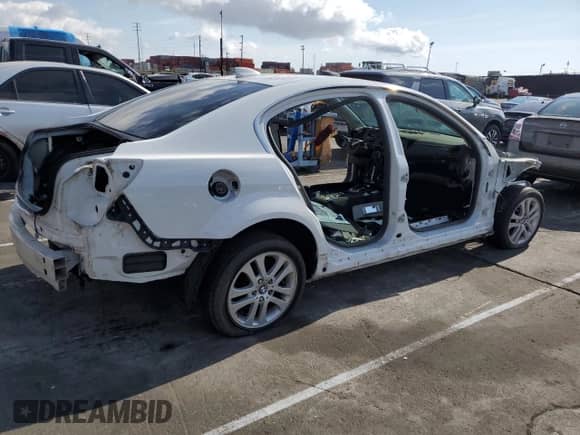 2016 Chevrolet SS с VIN 6G3F15RW1GL204720, выставлен на аукционе Copart как лот 42984425 с пробегом Не указан миль и Списание • Salvage title. История ставок и продаж доступна на DreamBid. Изображение 3.