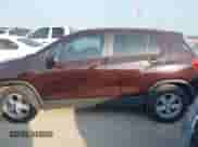 2020 Chevrolet Trax LS z VIN KL7CJKSB5LB352601, wystawiony jako IAAI lot #41950425 z przebiegiem 54 261 mil mil oraz . Historia ofert i sprzedaży dostępna na DreamBid. Obrazek 14.