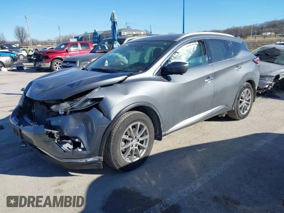 2018 Nissan Murano Platinum z VIN 5N1AZ2MH3JN138153, wystawiony jako IAAI lot #41452921 z przebiegiem 123 643 mil mil oraz . Historia ofert i sprzedaży dostępna na DreamBid. Obrazek 18.