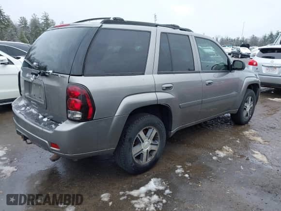 2006 Chevrolet TrailBlazer LT with VIN 1GNDT13S262311218, listed as a IAAI auction lot 42019807 with 149,134 mi miles and . Bid and sale history available at DreamBid. Image 4.