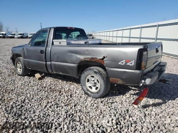 2001 Chevrolet Silverado 1500 with VIN 1GCEK14T31E122933, listed as a Copart auction lot 51150165 with Not provided miles and Clean title. Bid and sale history available at DreamBid. Image 2.