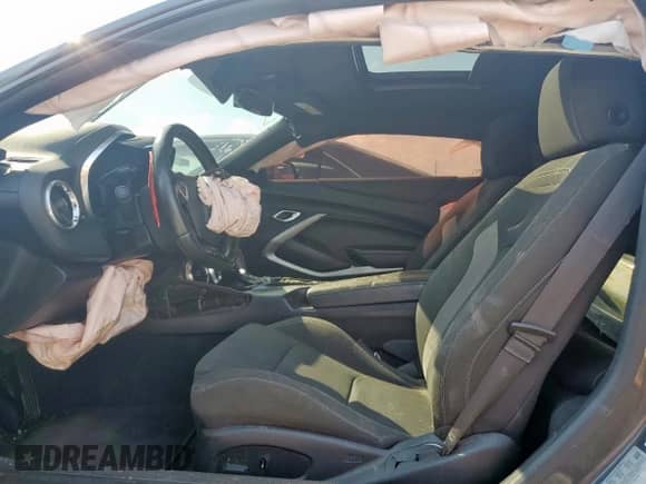 2018 Chevrolet Camaro 1LT с VIN 1G1FB1RSXJ0122146, выставлен на аукционе Copart как лот 69740555 с пробегом Не указан миль и На запчасти • Non repairable. История ставок и продаж доступна на DreamBid. Изображение 7.