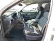 2021 Chevrolet Traverse LT Cloth z VIN 1GNEVGKWXMJ119747, wystawiony jako Copart lot #80203595 z przebiegiem 136 962 mil mil oraz Szkoda całkowita • Salvage title. Historia ofert i sprzedaży dostępna na DreamBid. Obrazek 7.