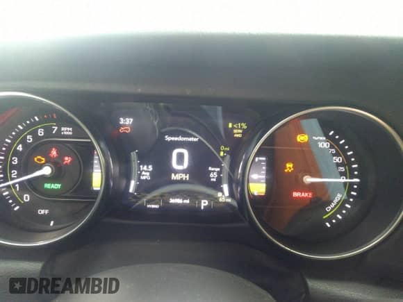 2022 Jeep Wrangler Unlimited Sahara with VIN 1C4JJXP62NW136932, listed as a IAAI auction lot 41486025 with 36,986 mi miles and . Bid and sale history available at DreamBid. Image 16.