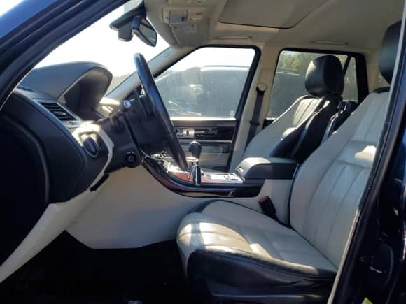 2012 Land Rover Range Rover Sport SC Autobiography with VIN SALSP2E4XCA741761, listed as a Copart auction lot 82376655 with 149,549 mi miles and Clean title. Bid and sale history available at DreamBid. Image 7.