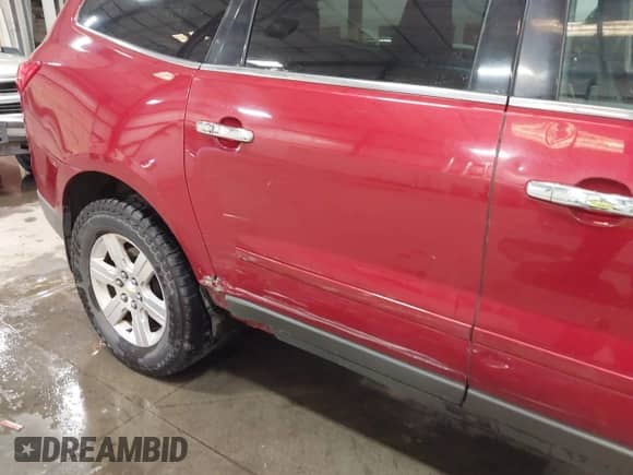 2012 Chevrolet Traverse 1LT с VIN 1GNKVGED0CJ115881, выставлен на аукционе IAAI как лот 42820629 с пробегом 165 394 миль миль и . История ставок и продаж доступна на DreamBid. Изображение 6.