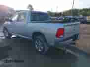 2017 Ram 1500 Big Horn z VIN 3C6RR6LT1HG640531, wystawiony jako IAAI lot #42411444 z przebiegiem 161 301 mil mil oraz . Historia ofert i sprzedaży dostępna na DreamBid. Obrazek 3.