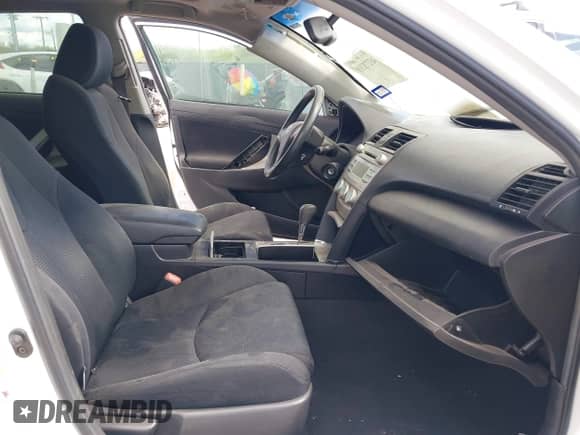 2009 Toyota Camry LE with VIN 4T1BE46K39U833660, listed as a IAAI auction lot 43273208 with 125,761 mi miles and . Bid and sale history available at DreamBid. Image 5.